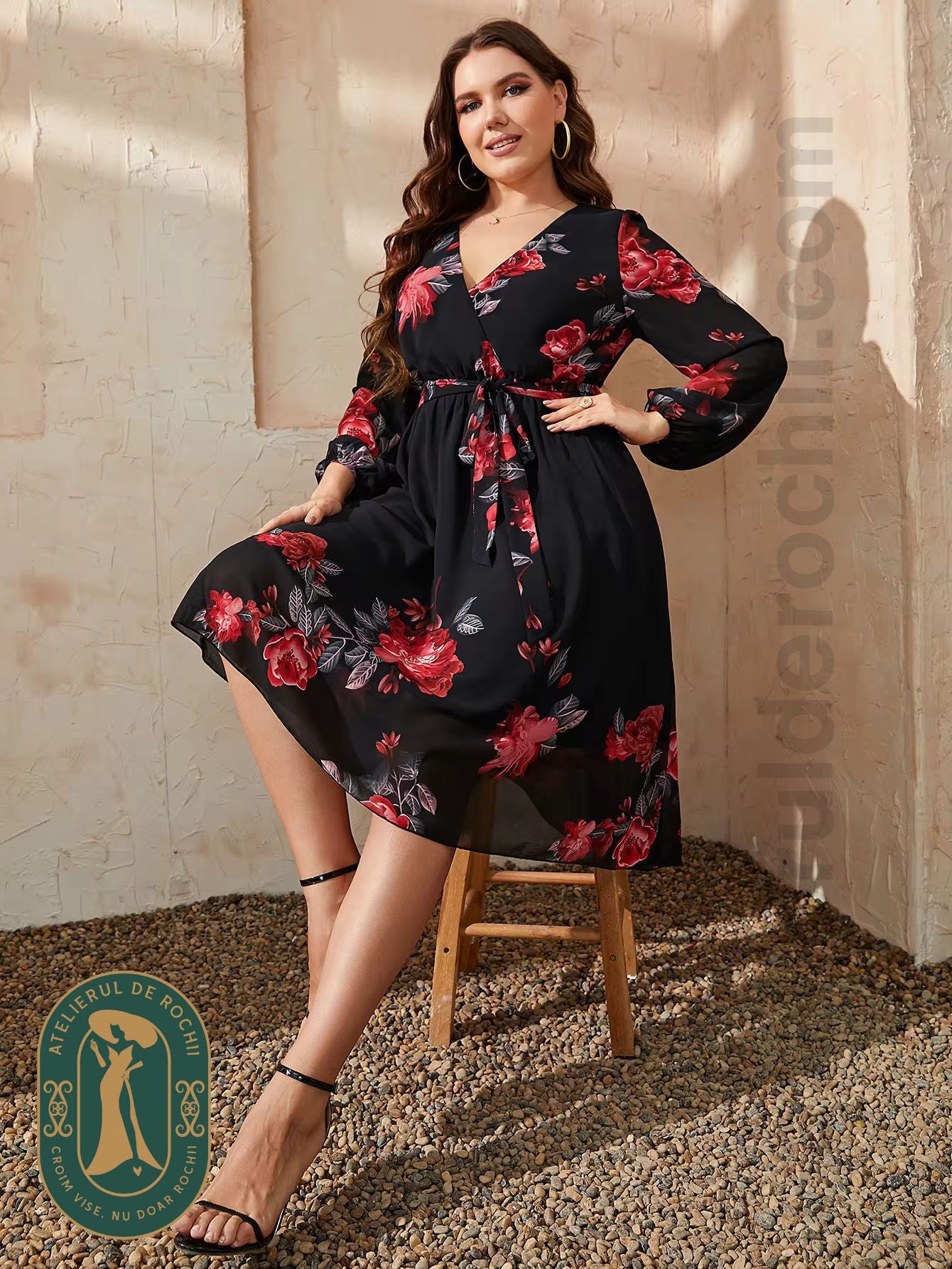 Rochie Alisha neagra floral - model AR33