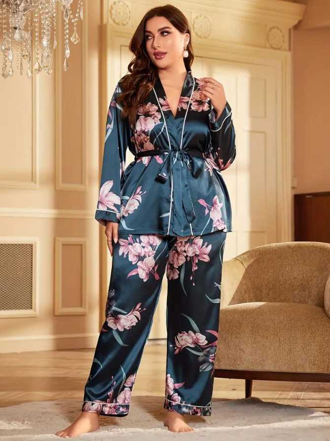 Pijama Noemi Elegantă din Satin - model Floral
